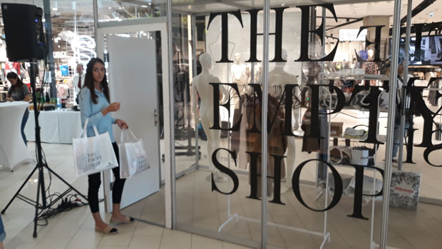 ОДЕЋА И ОБУЋА ЗА УГРОЖЕНЕ: Хуманитарна акција Црвеног крста Војводине и ТЦ „Променада“ у Новом Саду